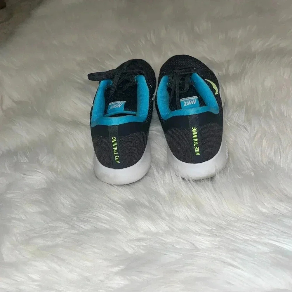 Nike training sneakers/sz8.5 - Picture 5 of 6